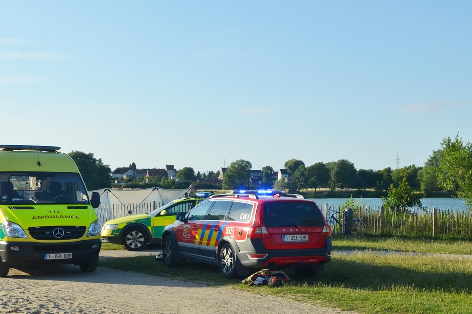 Het slachtoffertje werd ter plaatse lange tijd gereanimeerd.