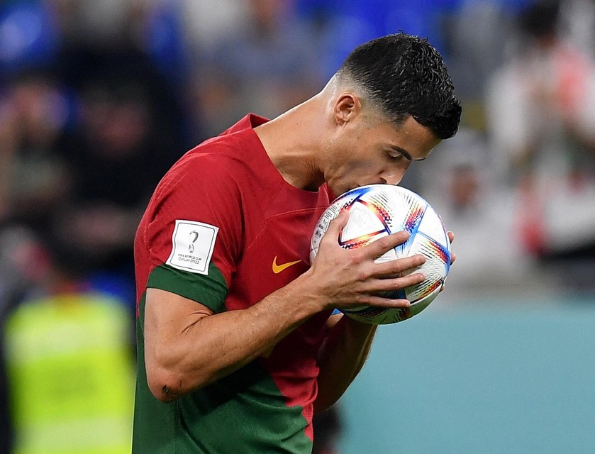 De stress was op het gezicht van Ronaldo af te lezen net voor de penalty. 