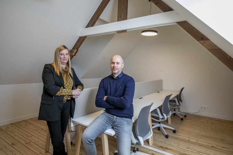 Eigenaars Nick Horemans (43) en zijn vrouw Inge Verswijvel (43) zijn terecht trots op Het Loket.
