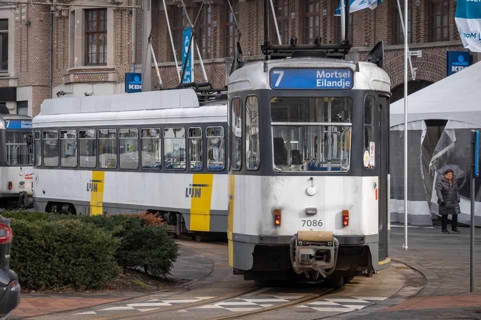 Het verdwijnen van tram 7 lijkt in het nieuw voorstel rond het Antwerpse tramnet van de baan.  