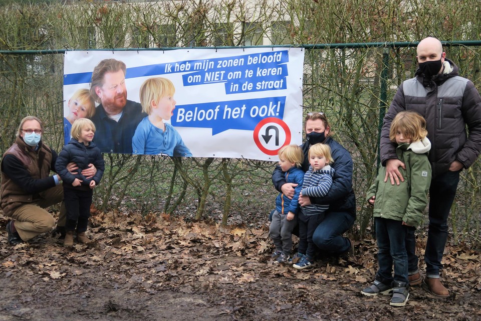 Christophe Simons met Henri en Remi, Koen Van Cleympool met Isaac en Rob Goormans met Mart. “Andere ouders sensibiliseren, maar ook de gemeente wakker schudden.”