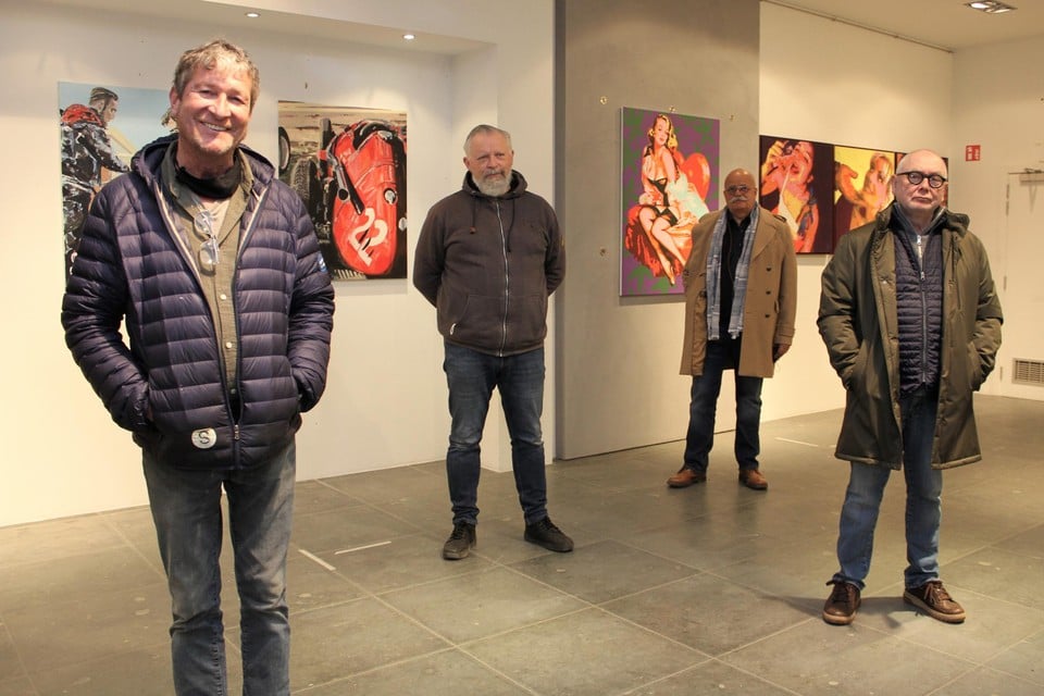 Galeriehouder Peter Everaert en kunstenaars Ludo K., Bart Verheyen en Bert Prins.