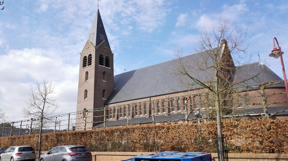 De Heilig-Hartkerk van Winkelomheide staat in het kerkenplan opgenomen voor een herbestemming, maar de stad moet nog bepalen welke invullingen er mogelijk zijn. 
