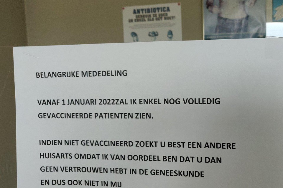 De boodschap, in drukletters aan de voordeur van de bewuste arts, is niet mis te verstaan.