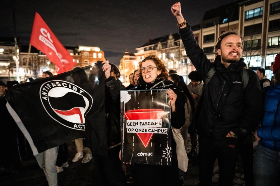 Er werd woensdag ook geprotesteerd  tegen de lezing van NSV in de KU Leuven lokalen.