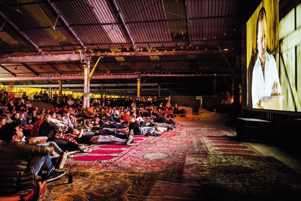 Cinema Urbana.