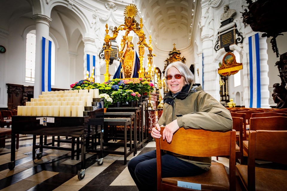 Frieda Van Vaeck in 2019 bij het Mariabeeld in de basiliek van Onze-Lieve-Vrouw van Hanswijk. Een plek die veel voor haar betekende.