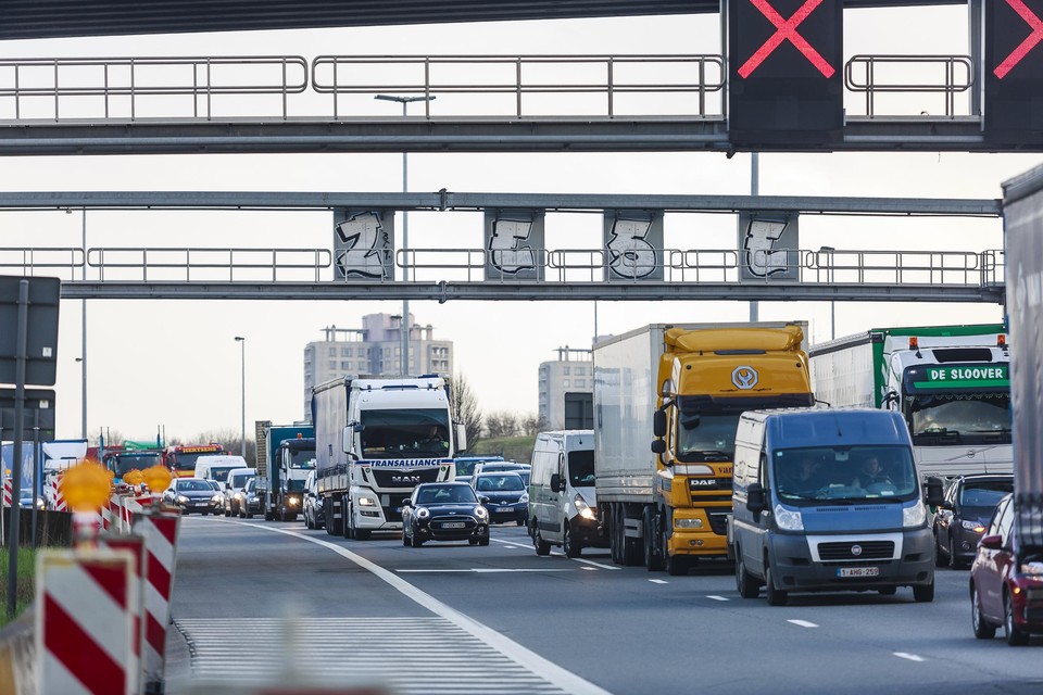 Verkeer aan de Kennedytunnel.
