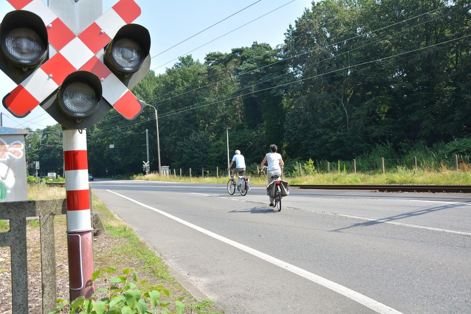 Schuin de sporen kruisen moet niet meer na de werkzaamheden.