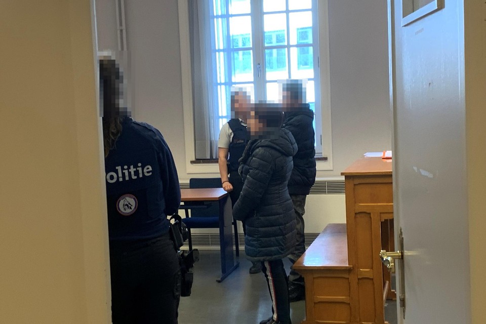 Man (42) en vrouw (43) krijgen celstraffen voor een autodiefstal.