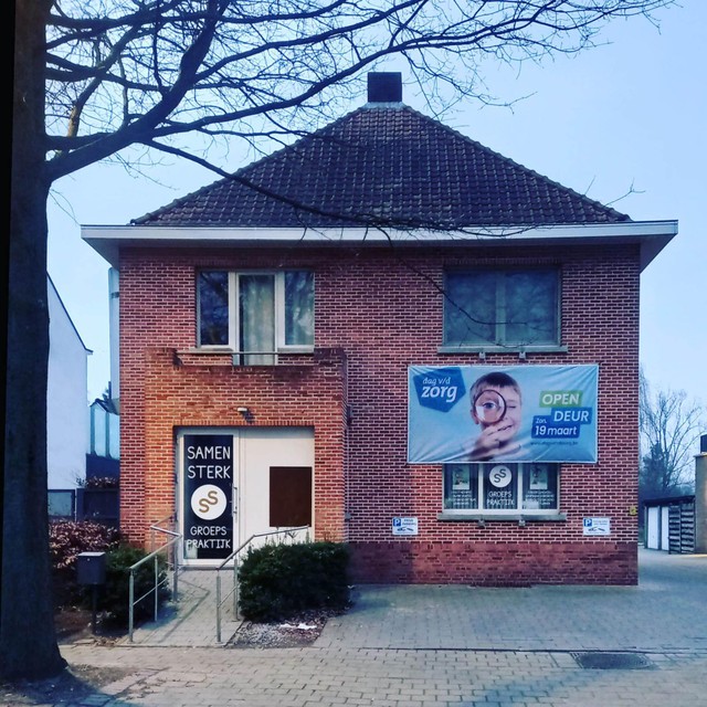 Samen Sterk is gevestigd in een pand in de Leistraat in Lichtaart.