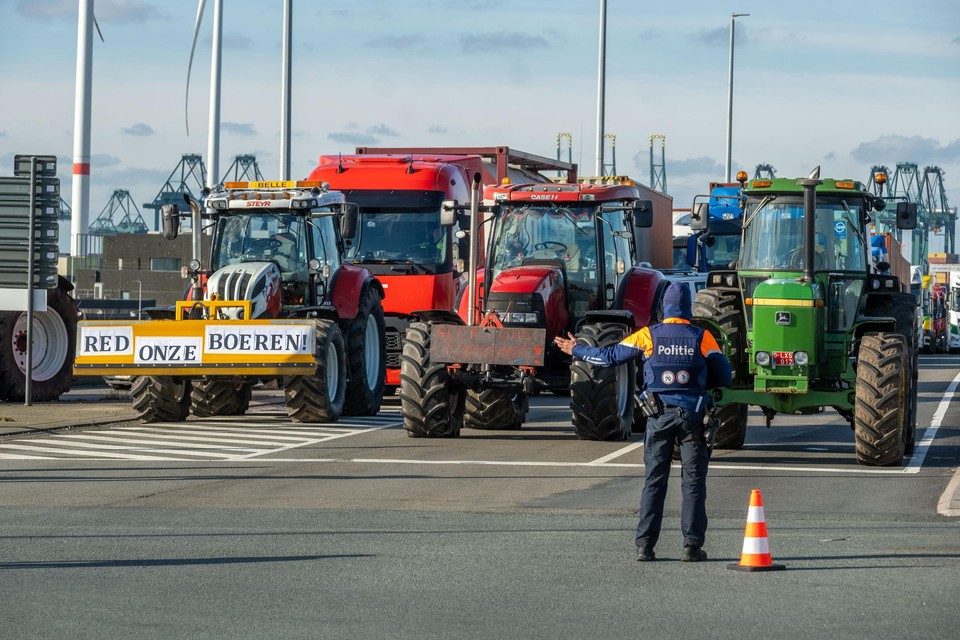 Jonge boeren voeren dinsdag actie in de haven van Antwerpen