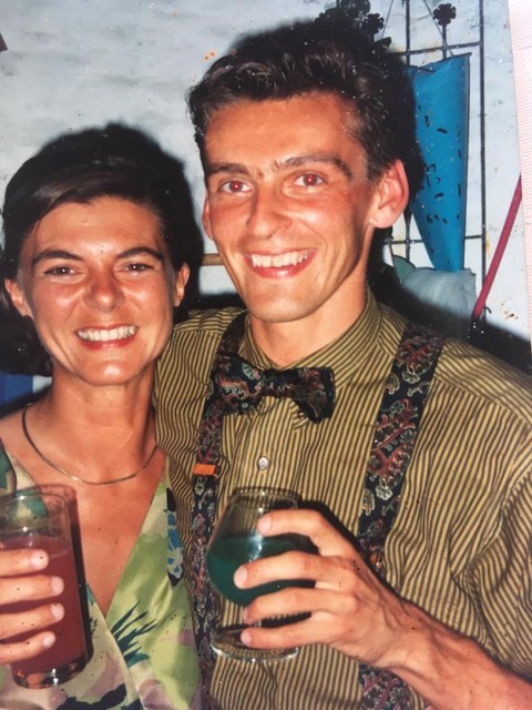 Bart Abeel op een cocktailparty in 1990