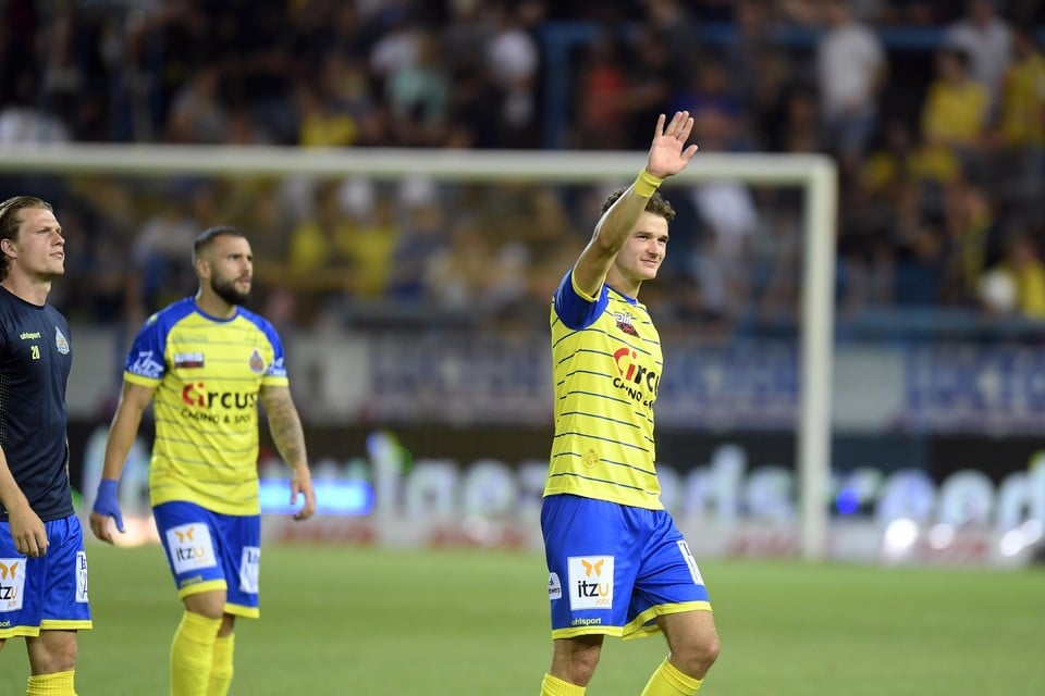 Louis Verstraete in het shirt van Waasland-Beveren.