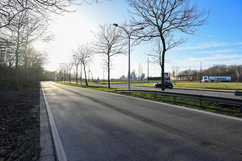 De Scheldelaan wordt vier jaar afgesloten om de bouw van de Scheldetunnel mogelijk te maken.