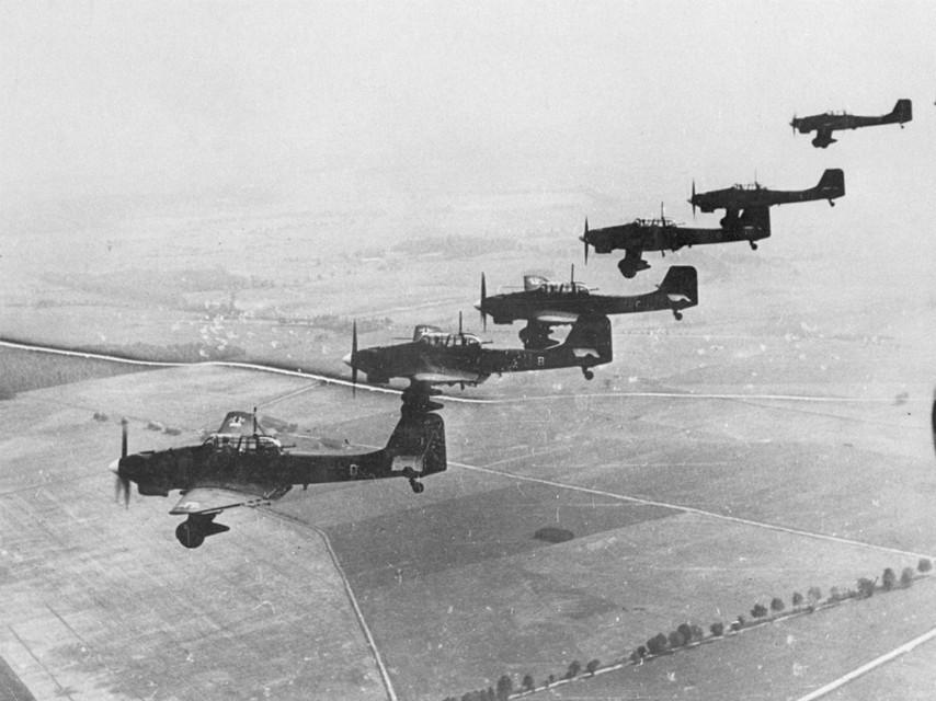 Duitse Stuka duikbommenwerpers 