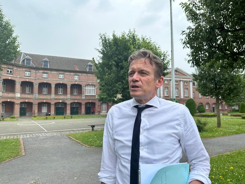 Minister van Justitie Paul Van Tigchelt bracht een bezoek aan de gevangenis in Hoogstraten.