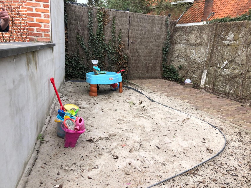 Bij Koffie &amp; Moor in Lille is er ook een afgesloten speelruimte met zandbak beschikbaar.