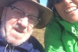 thumbnail: Vrijwilliger Lut Caron van vzw Kompaan begeleidde Egied tijdens een aangename vakantie aan de kust.