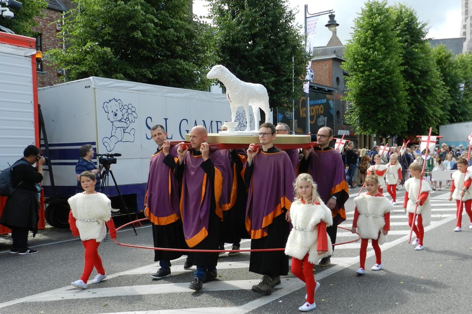 De Heilig Bloedprocessie moet nog een jaar wachten om door de straten te trekken.