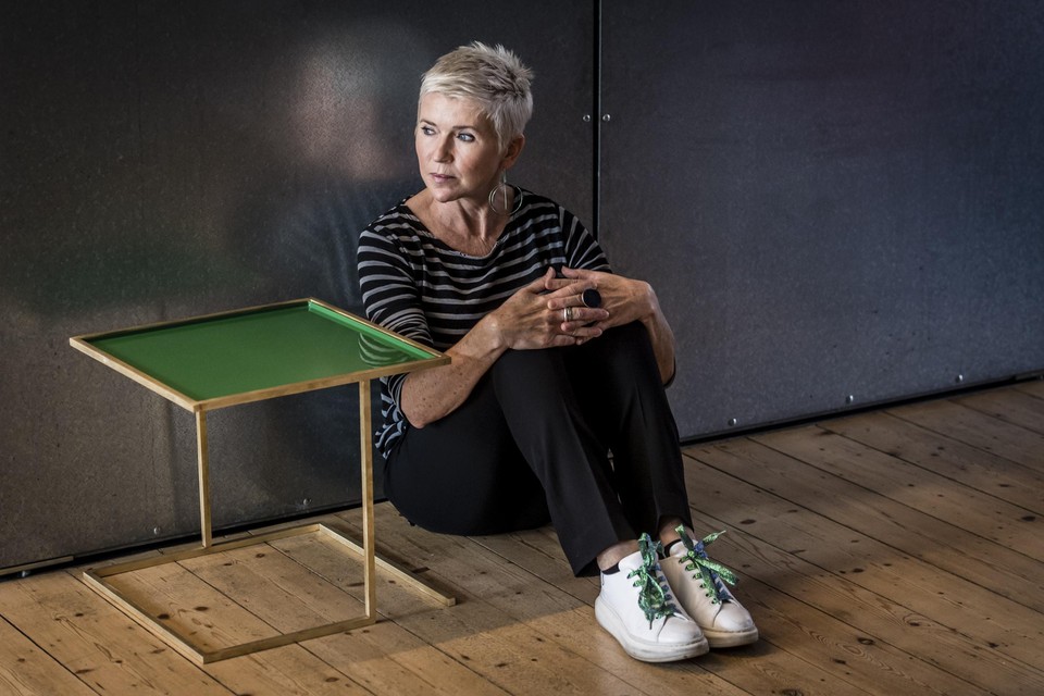 Andrea Croonenberghs maakte deze week haar rentree in ‘Familie’. “Ik ben blijven acteren, maar niet noodzakelijk op tv.”