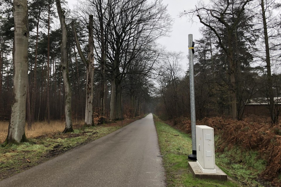 Volgende week wordt aan de paal een camera opgehangen