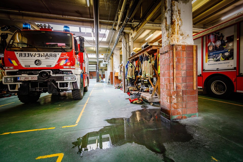 De oude brandweerkazerne in de Dageraadstraat toen ze nog in gebruik was.