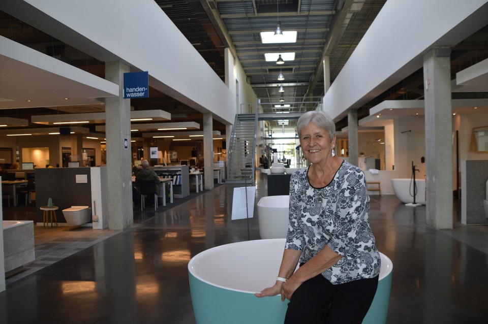 Rond haar 50ste, na de brand en de invoering van een nieuw computersysteem, maakte Denise Lamoen even een moeilijkere periode door op het werk. Maar zodra ze aangepast was, kwam haar werklust helemaal terug.