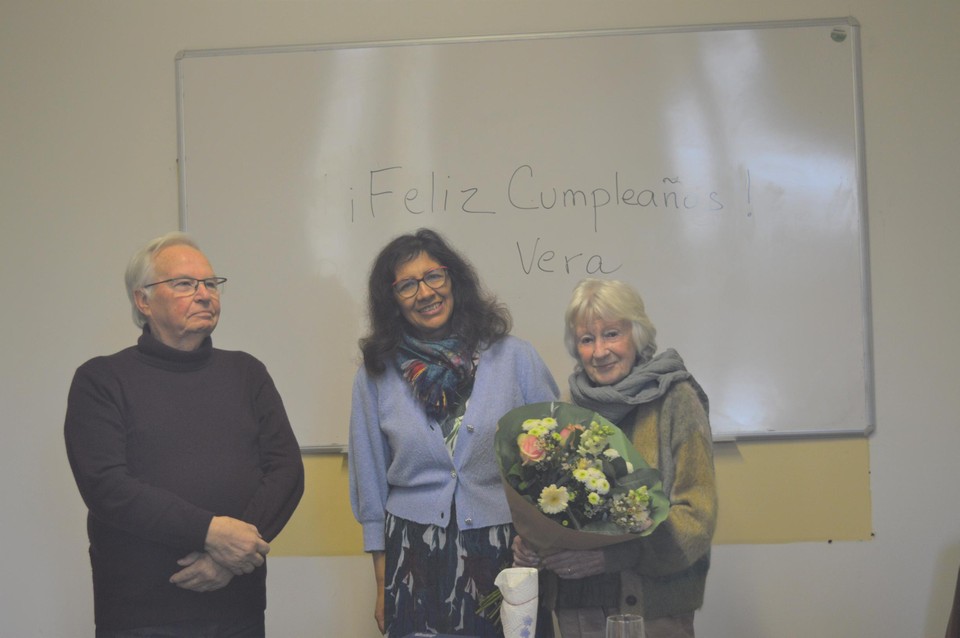 Secretaris François De Pooter van de vzw Vorming en Onderwijs Ranst samen met leerkracht Spaans Danny Alzamora en Vera De Smet. 