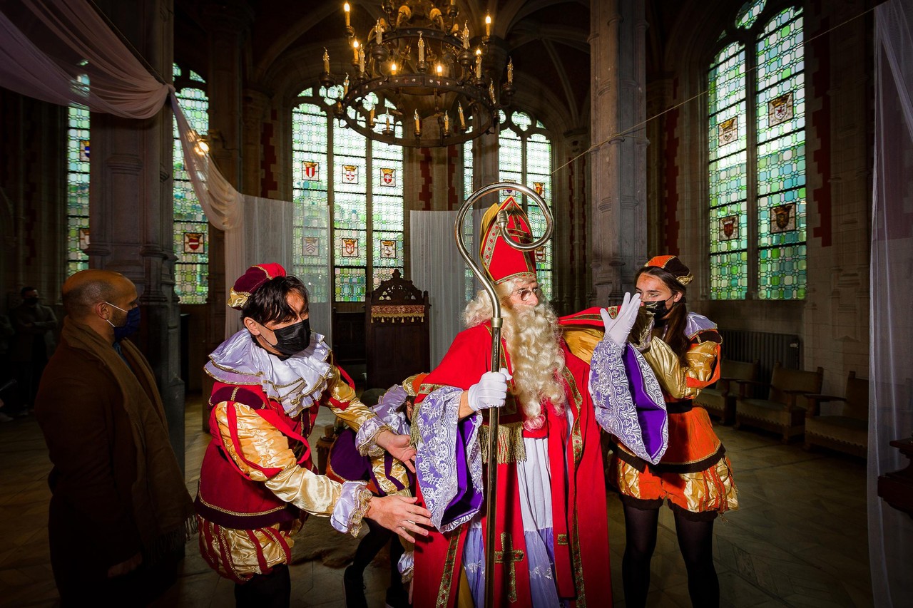 eend Gesprekelijk regel Bezoek aan Sinterklaas in Mechelen kost opnieuw geld, oppositiepartij  Vooruit is kritisch: “Sommige ouders zullen moeten kiezen tussen bezoekje  of cadeau” (Mechelen) | Gazet van Antwerpen Mobile