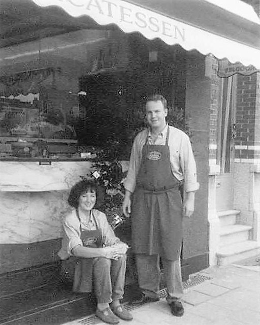 Mireille en Patrick bij de opening van hun slagerij in 1992.