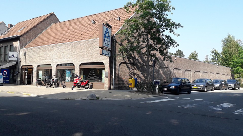 De huidige Aldi-winkel in de Nieuwstraat. 