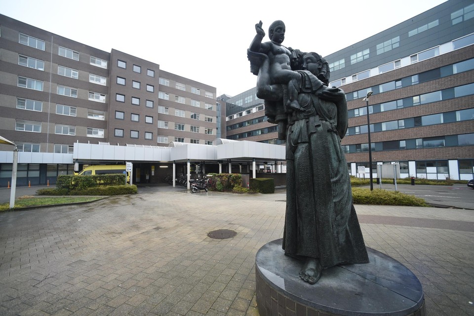 Het AZ Nikolaas.