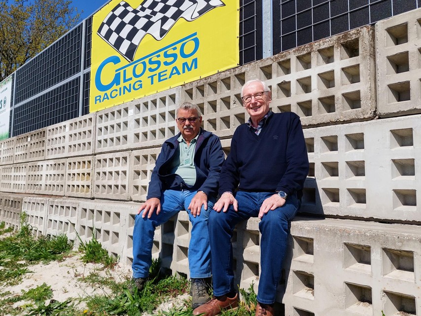 “Door de omwalling ziet ons circuit er nu uit als een echte sportarena”, zeggen Michel en Staf. 