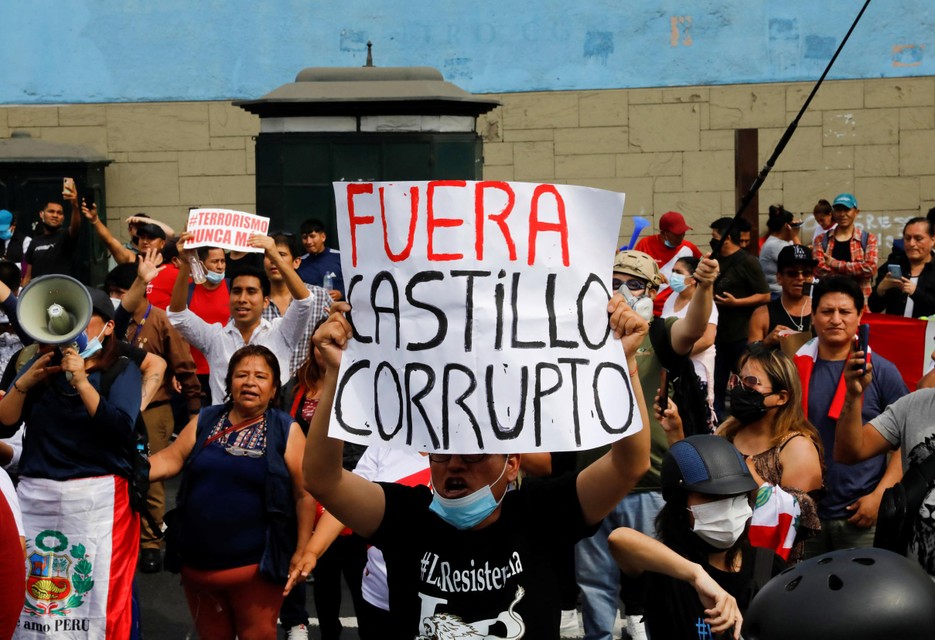 Protest tegen Castillo. 