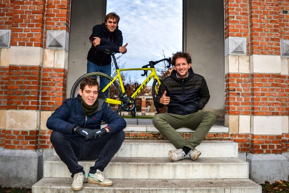 Niels Pellegroms en Maarten Dewachter met rechts Wies Jaspers van Count Me In.