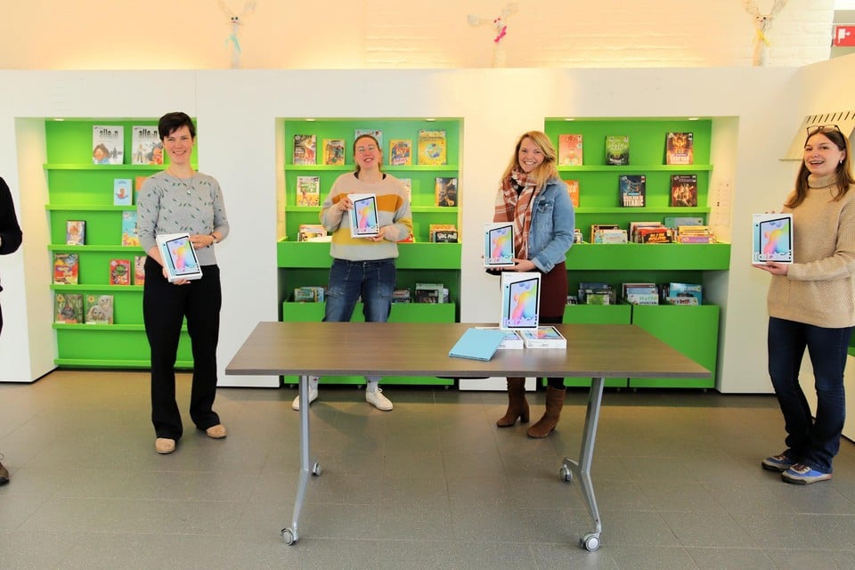Dankzij Curieus Katelijne kon het SAM-project acht nieuwe tablets aankopen.