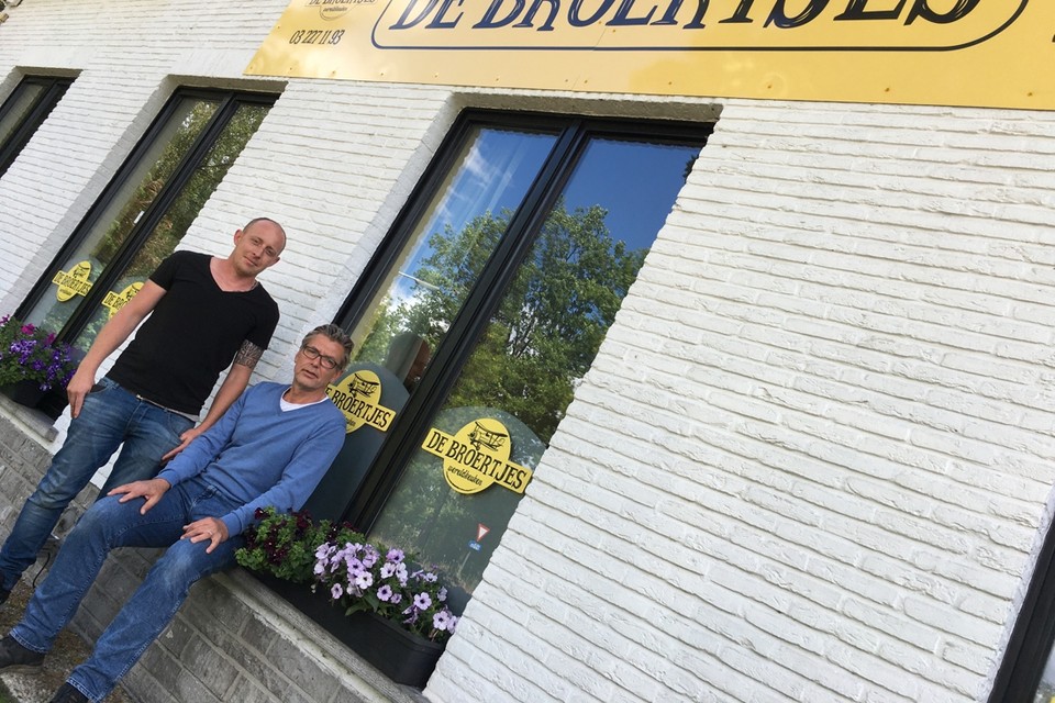 Bart Kastner (links) en Philip Bolle. Bart gaat samen met Kiki de wereldkeuken in Willebroek uitbaten.
