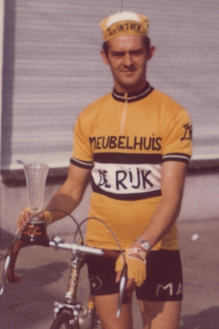 Jefke De Rijk, dorpsfiguur en stichter van WTC De Rappe Wielen.