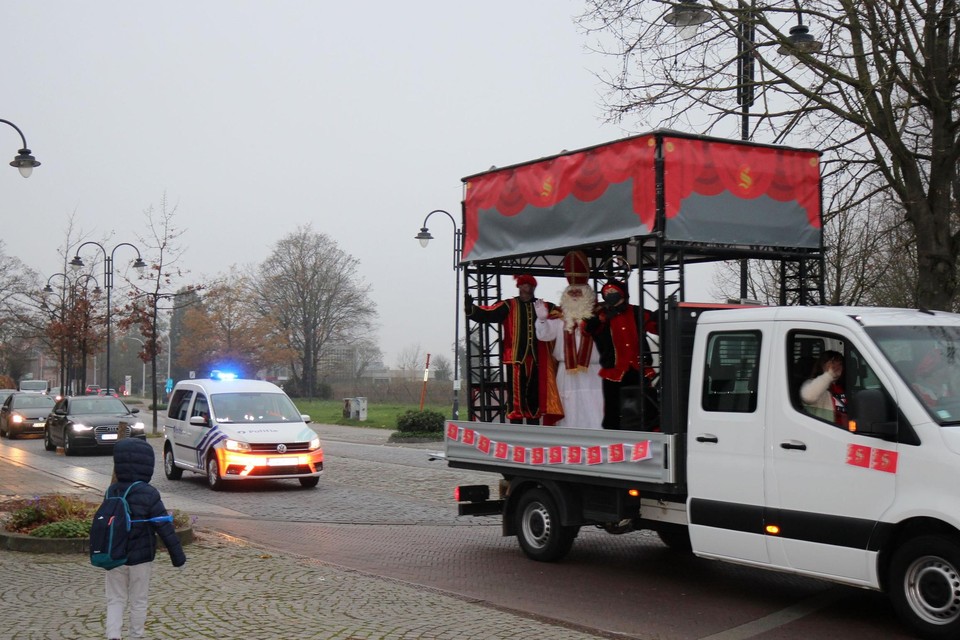 Vorig jaar reed Sinterklaas door alle Edegemse gemeenten. 