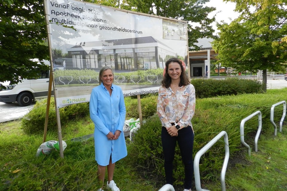 Kristel Dielis en Sophie Schrevens van Biopharm brengen zorgverlening samen in het nieuwe gezondheidscentrum.