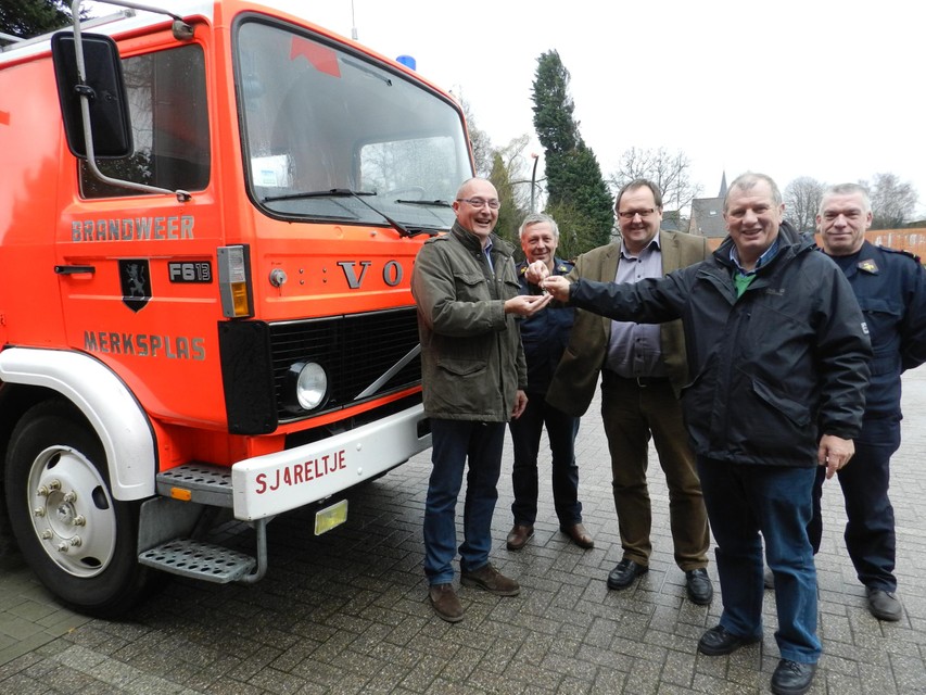 In 2014 ging ook al de afgedankte brandweerwagen ‘Sjareltje’ van de brandweer van Merksplas richting Gambia.