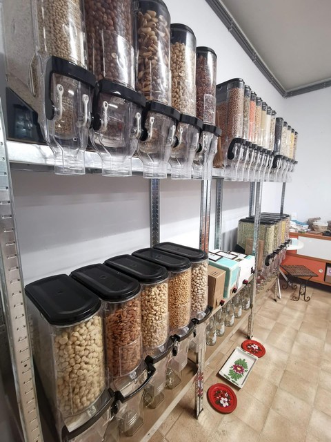 Klanten kunnen hun eigen potjes en flessen meebrengen om die in de winkel te vullen.