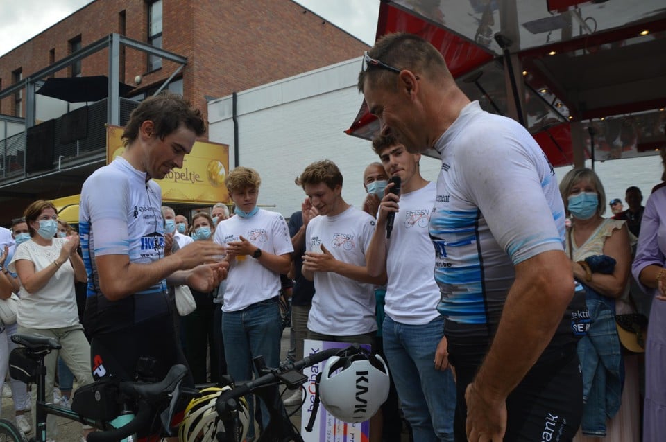 Thijs, Lander en Nicolas volgden de twee naar Frankrijk.