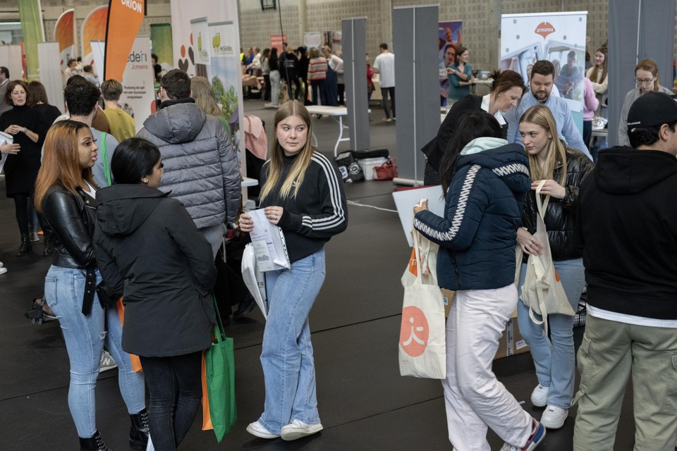 De studenten van Hivset konden op de jobbeurs kennismaken met maar liefst 46 zorgverstrekkers.
