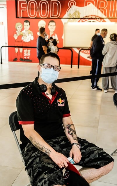 Ondrej Novak uit Tsjechië. “Het is gemakkelijk, en één prik volstaat.”