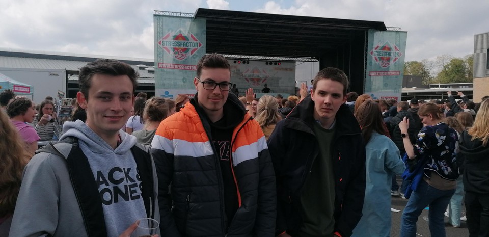 Quinten, Jonas en Ben mogen straks nog mee afbreken.