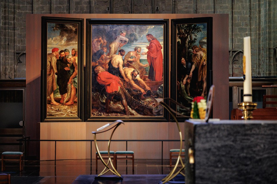 Het gerestaureerde drieluik ‘De Wonderbare Visvangst’ van Rubens.