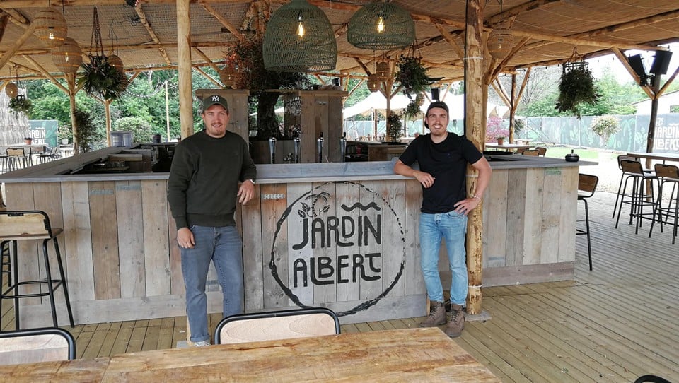 Nick en Brent Van Rooy in hun vertrouwde habitat van Jardin Albert, hier nog aan het kanaal in Vennen.