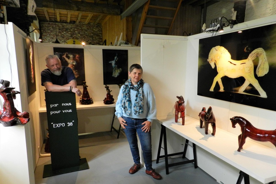 Ludo Knaepkens en Anita Fleerackers hebben alles klaargezet voor de eerste tentoonstelling in Expo 38.